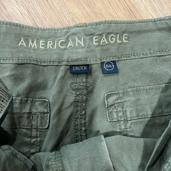 American Eagle Outfitters Green Cargo Pants Relaxed Fit - Picture 3 of 6
